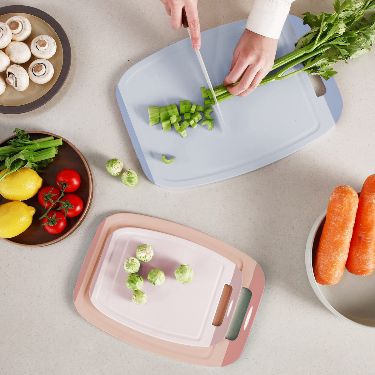 Neoflam non-slip EZ grip handle stabilizes chopping on counters