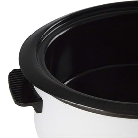 Nesco 4816-14 control dial enables precise temperature selection from 200 to 450°F.