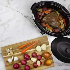 Nesco 4816-14 serves up to 6 people with removable cookwell for easy serving.