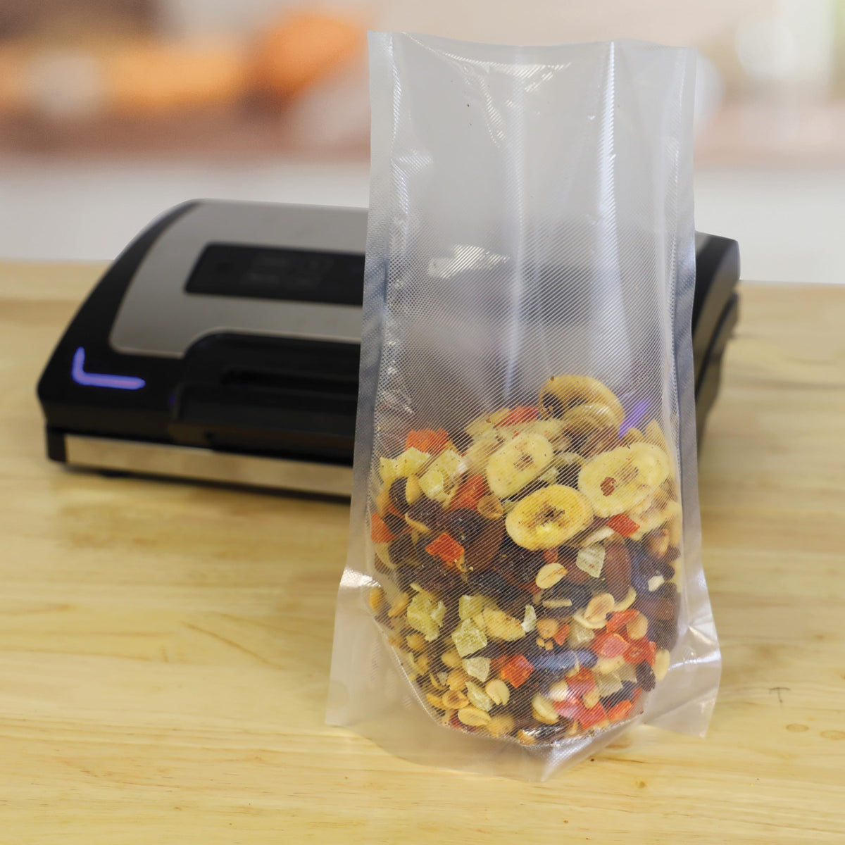Dry and liquid settings on the Nesco enable versatile preservation.