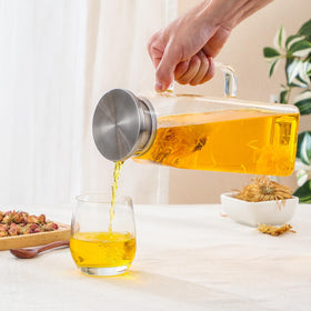 NETANY ergonomic handle designed for comfortable pouring