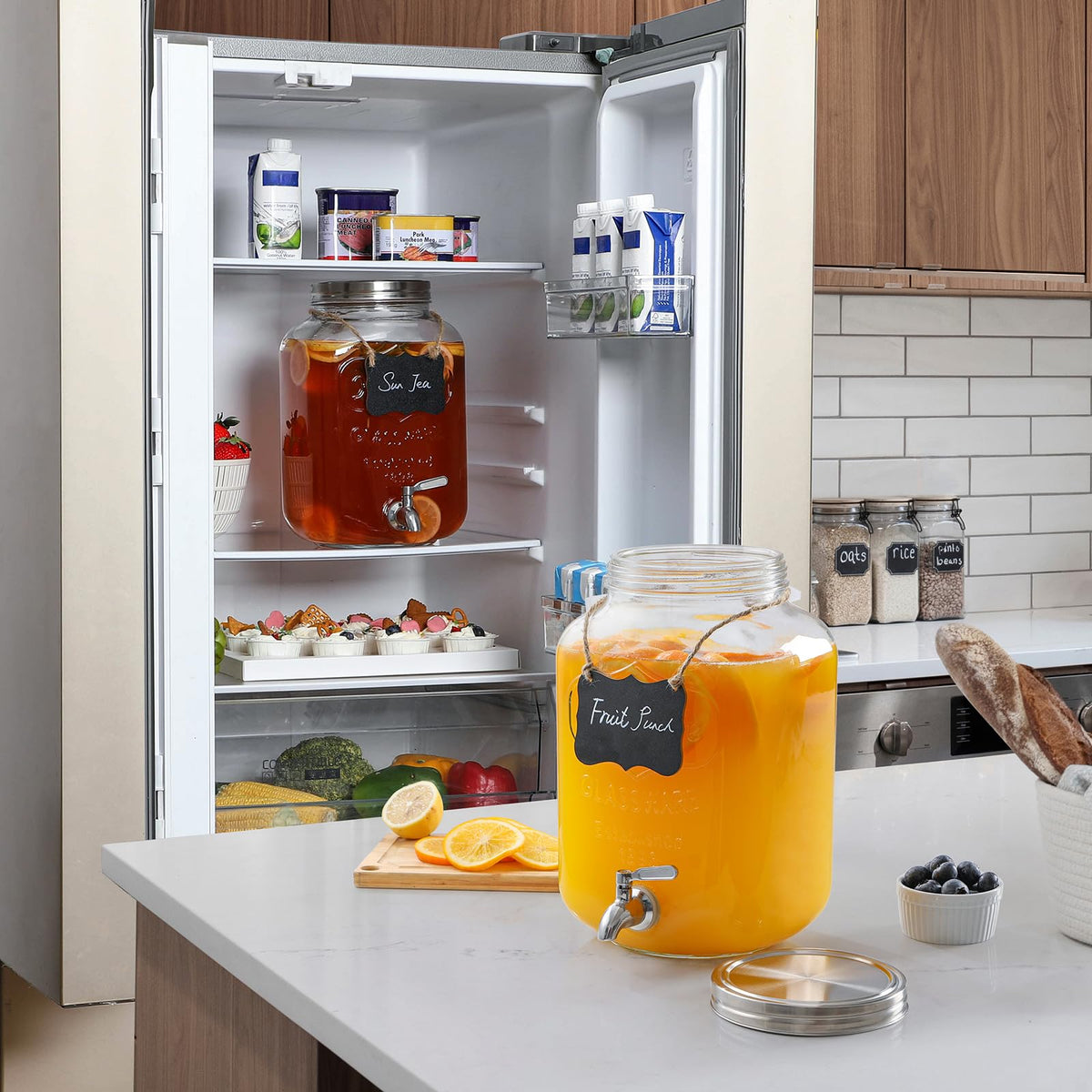 NETANY packaging protects glass during transit with bubble wrap