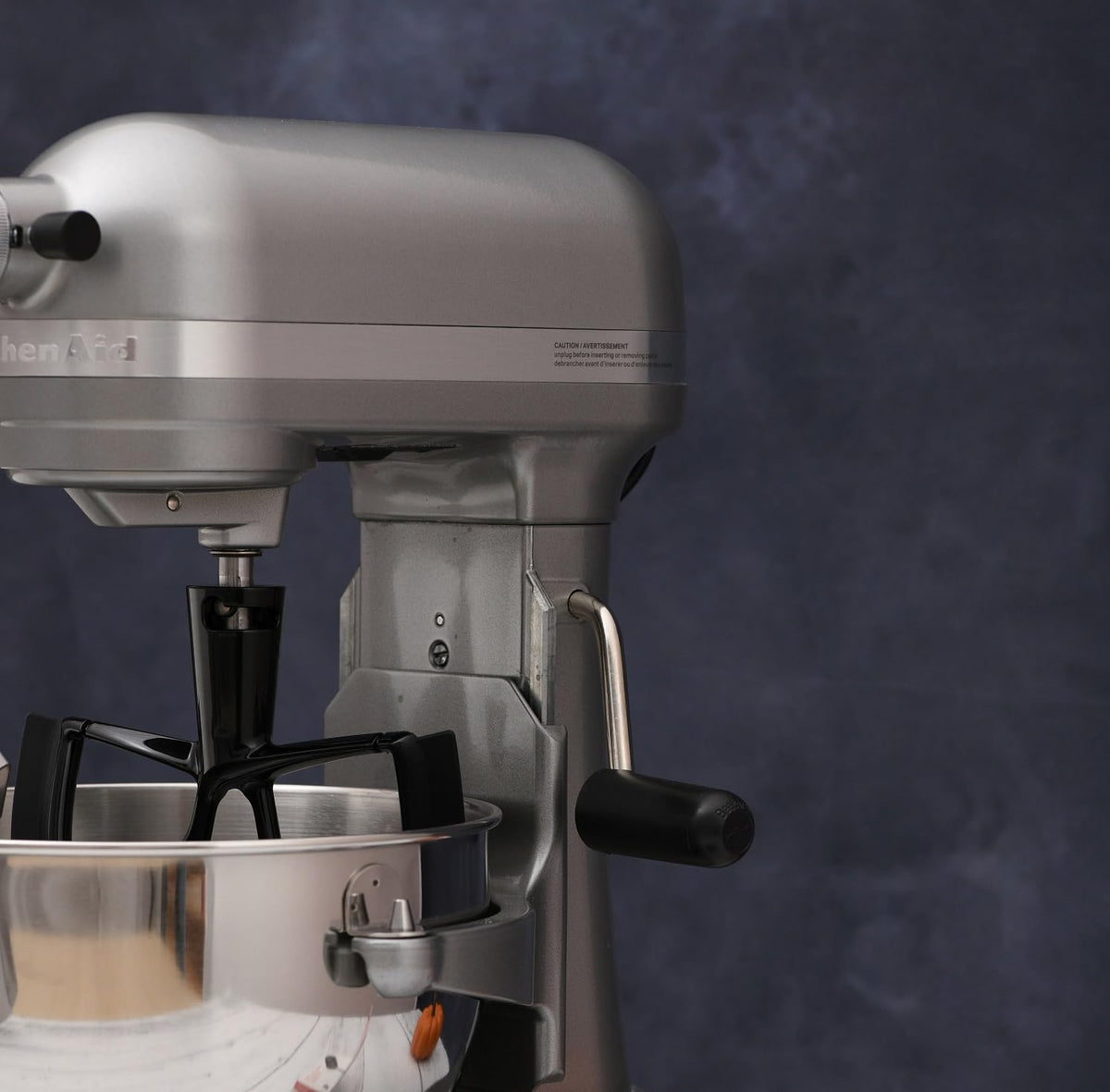 XL-MAX blade with powder-coated aluminum frame emphasizing durability and sanitation.