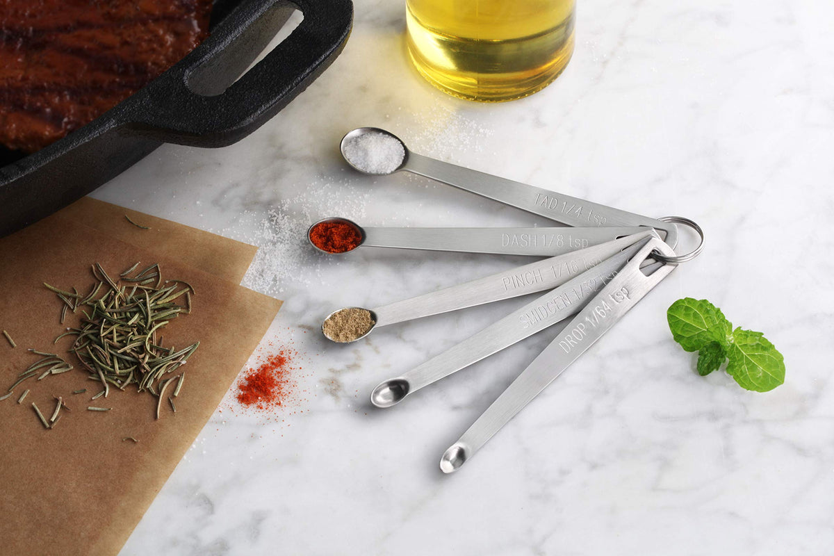 New Star 42924 mini spoons nest together to save space