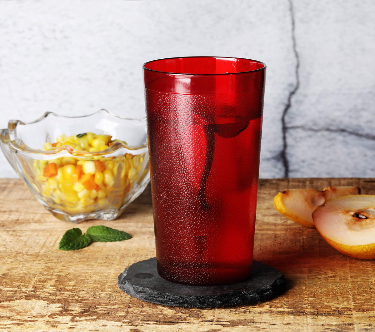 Dishwasher-safe tumbler preserves color and grip after numerous cycles.