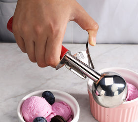 New Star Foodservice 34868 dishwasher-safe disher for easy cleaning