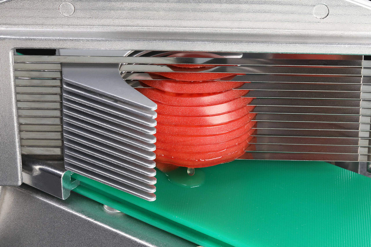 New Star Foodservice 39702 design supports 3/16-inch or 1/4-inch slices.