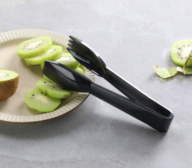 New Star Foodservice 42290 straight-edge design enables precise scooping.