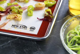 New Star silicone mat withstands oven and freezer temps for versatile kitchen use.