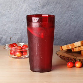 New Star red tumbler rim detail, smooth edge for comfortable sipping