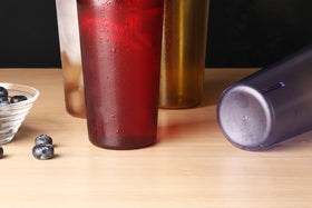New Star 20oz polycarbonate tumbler dishwasher-safe for indoor and outdoor dining