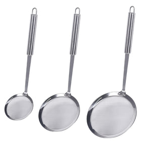 Newness fine mesh skimmer spoon three-pack set demonstrates versatile kitchen sizes.