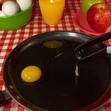 NewYolk Original Egg Tool ergonomic handle for comfortable daily use