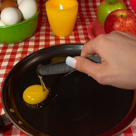 NewYolk Original Egg Tool yolk membrane handling for precise removal