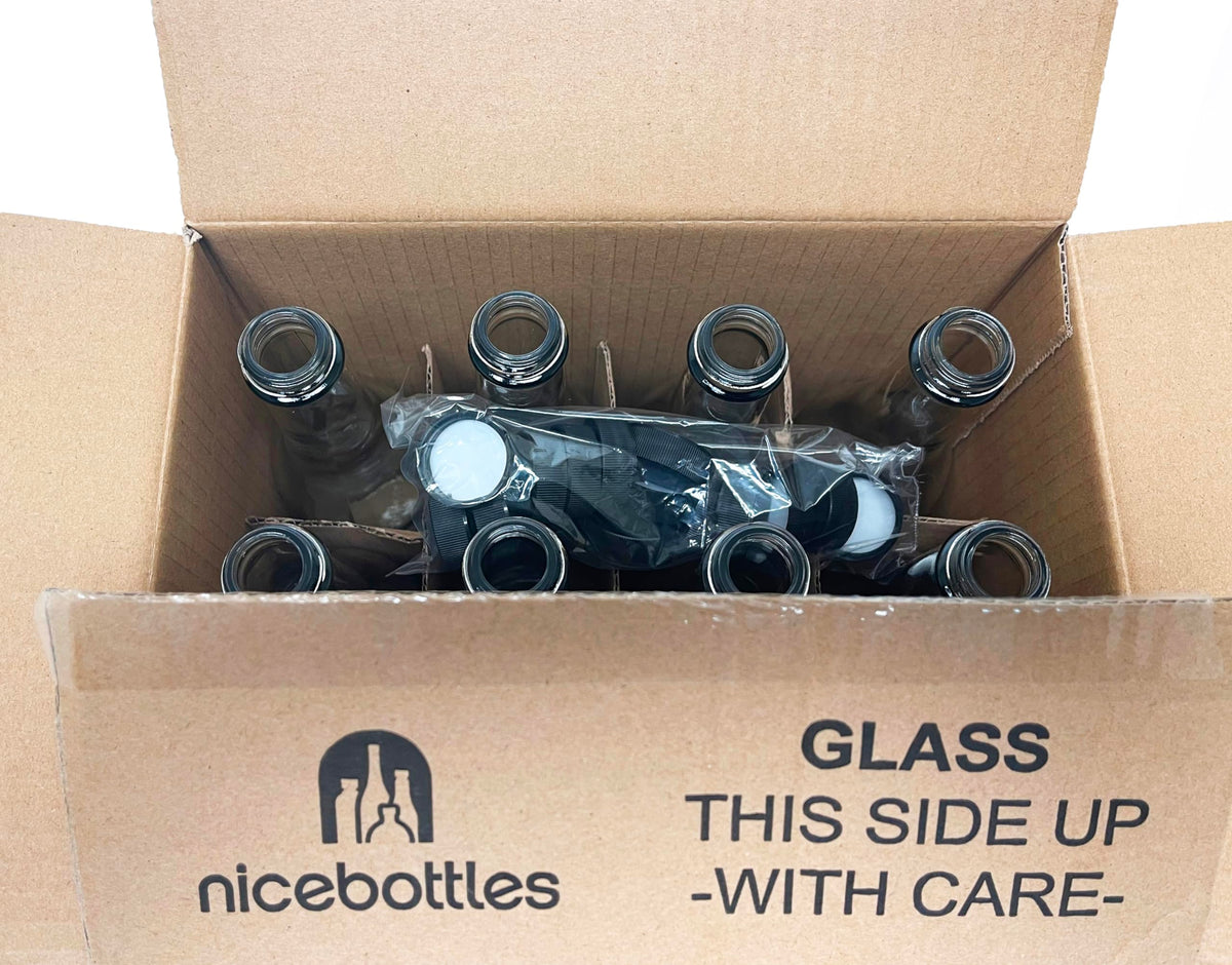 Nicebottles black screw cap set helps prevent leaks in oils.