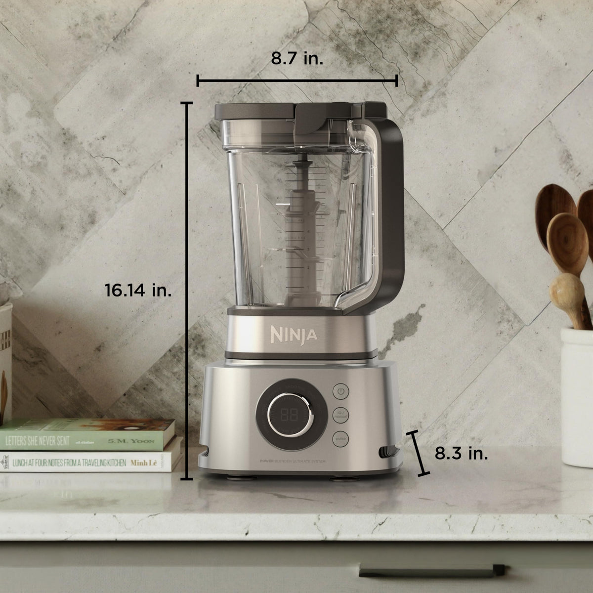 Ninja Auto-IQ seven-program presets simplify everyday blending tasks.