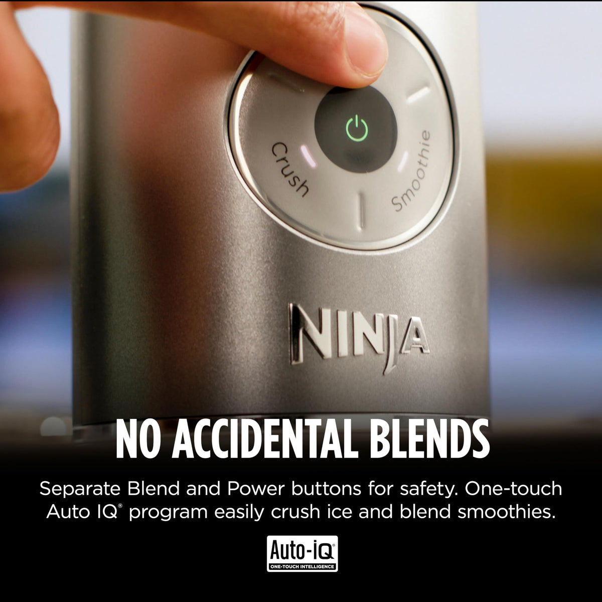 Ninja Blast Max Auto IQ programs for smoothie, crush, and blend options
