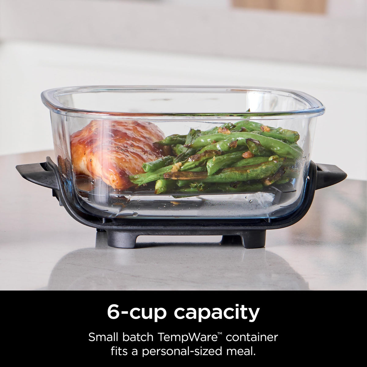 Ninja CleanCrisp leak-proof lid keeps spills contained during transport.