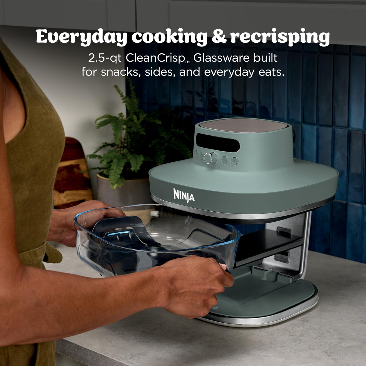 Ninja Crispi Pro precise temperature control for consistent outcomes.