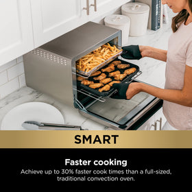 Ninja DT251 inside cooking area highlights true surround convection for even results.