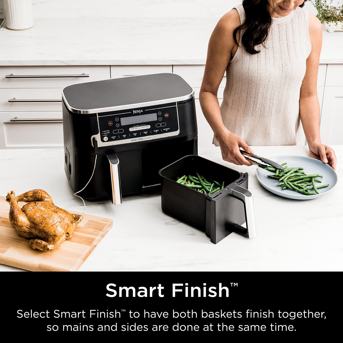 Two independent 5-quart baskets with powerful cyclonic fans