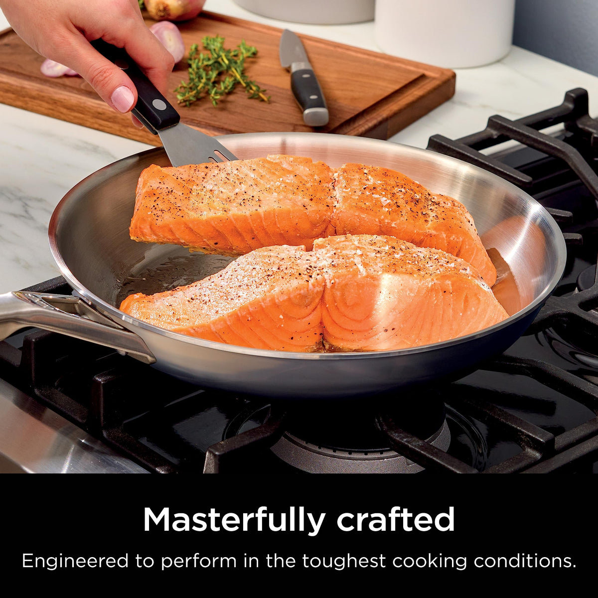 Ninja EverClad even heat searing demonstrates consistent browning on skillet and pan.