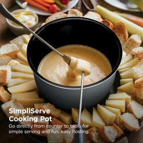 Ninja HyperHeat 9-in-1 6.5 qt capacity feeds a family.