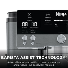 Ninja Luxe Café Premier barista assist interface guiding grind size and dosing.
