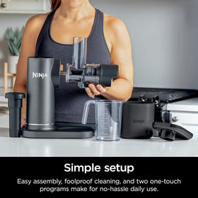 Ninja NeverClog juicer anti-drip lever; keeps countertops spotless after juicing.