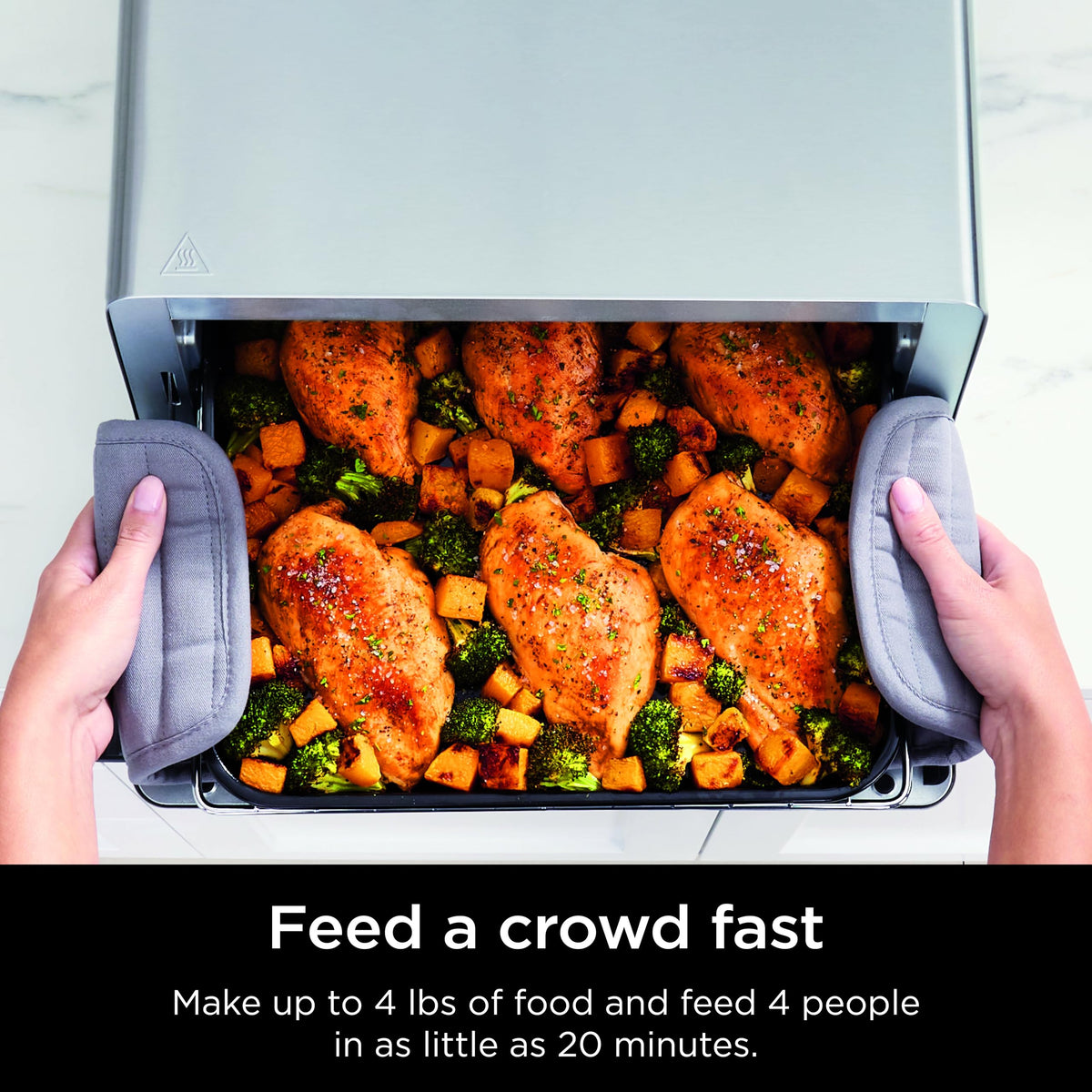 Ninja OvenCrisp Technology close-up demonstrates infrared heat and circulating air.