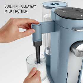 Ninja PB055ABL travel mug compatibility enables take-and-go coffee.