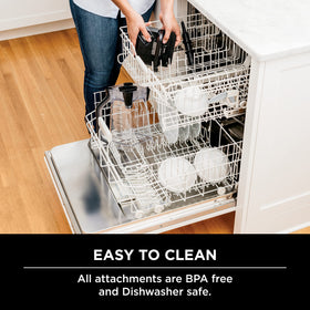 Ninja Professional Plus Auto-iQ controls simplify blending tasks with smart presets.