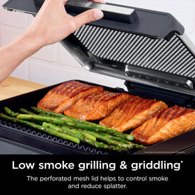 Ninja Sizzle burgers grilling for family meals with edge-to-edge heat