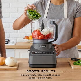 Ninja stainless steel precision blades ensure even chopping, slicing, and pureeing.