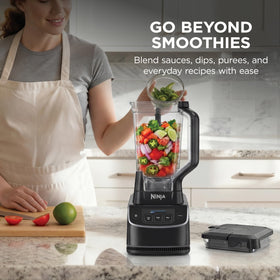Ninja UltraCrush Pro blends ice into snow for frozen drinks.