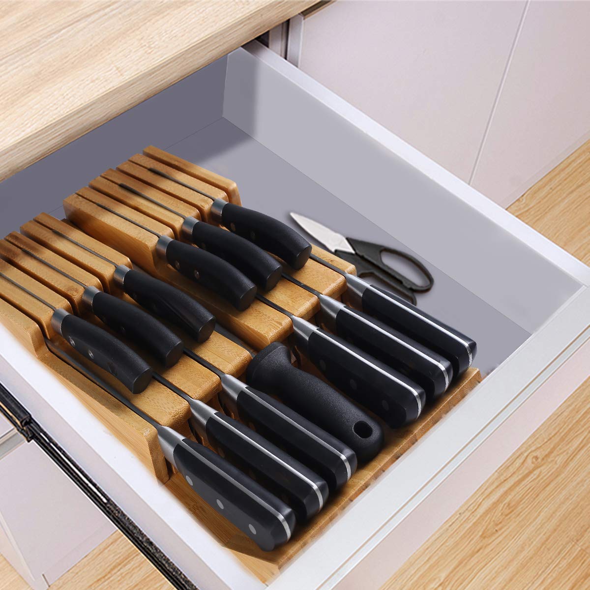 NIUXX removable slots allow flexible organization for various drawer layouts.