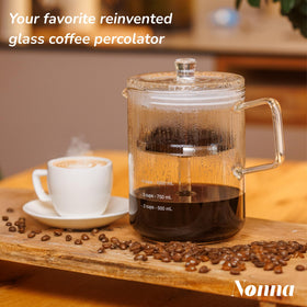 NONNA 2.0 glass percolator in action on stove for rich, even brew