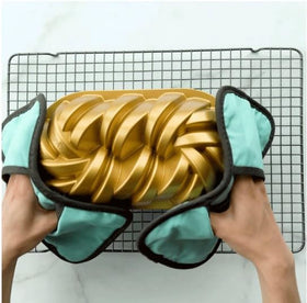 Nordic Ware 43343 heat safe to 400 degrees Fahrenheit