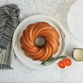 Nordic Ware Bundt pan dimensions show 10.3-inch diameter and 3.5-inch height.