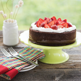 Nordic Ware Naturals 2.5-inch tall walls for sturdy bakeware