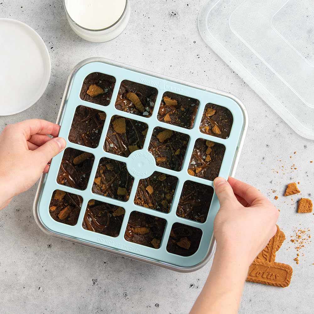 Nordic Ware Naturals 9-inch square pan delivers steady heat and natural nonstick performance.