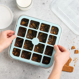 Nordic Ware Naturals 9-inch square pan delivers steady heat and natural nonstick performance.
