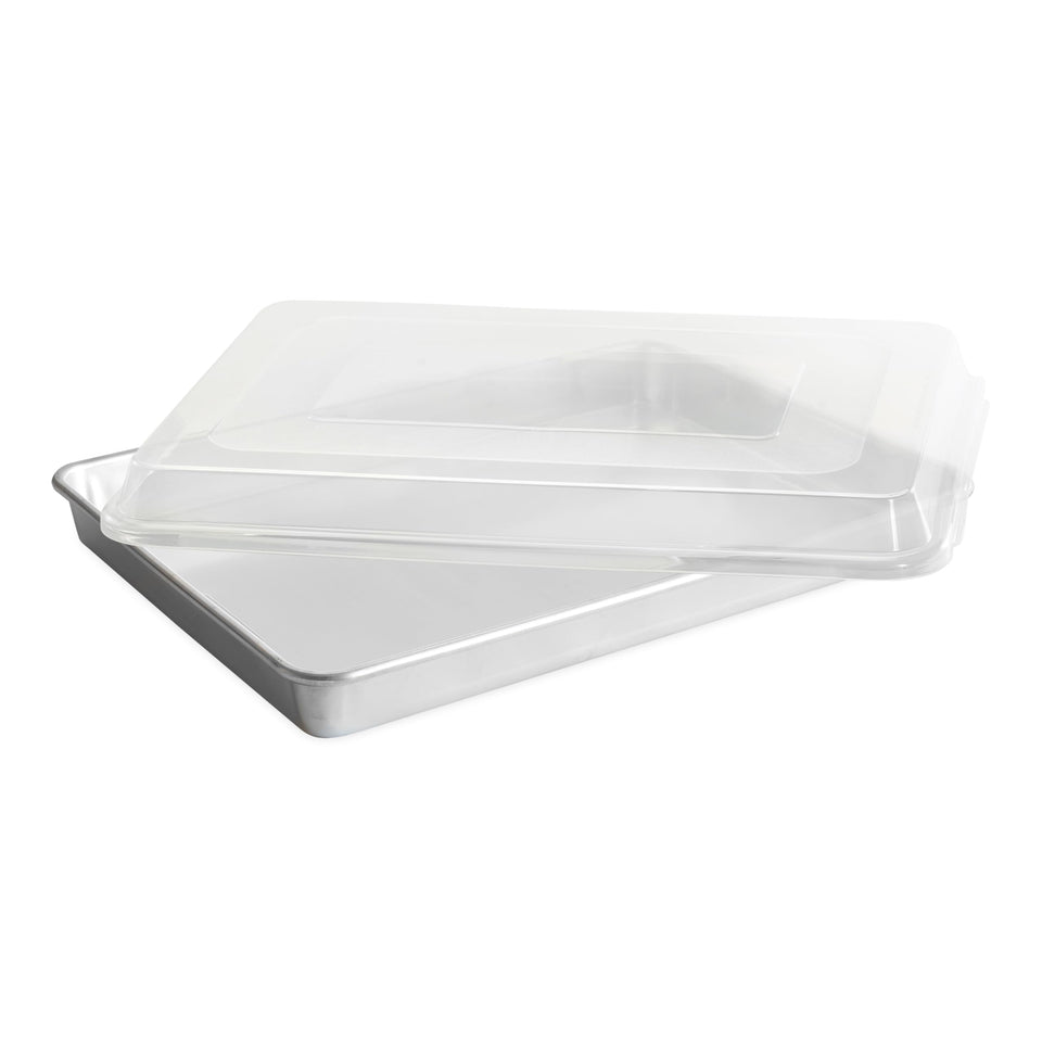 Nordic Ware Naturals Big Batch Pan with Lid, top view for large-batch baking and transport.