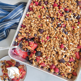 Nordic Ware Naturals high-sided pan reinforced rim resists warping.
