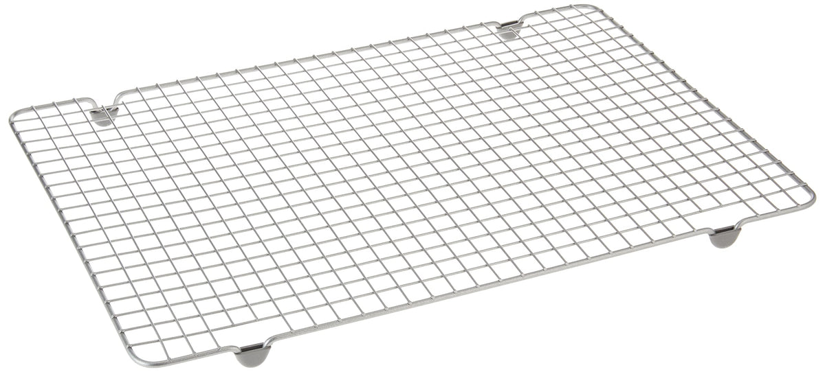 Nesting design showing compact storage of pan and grid.