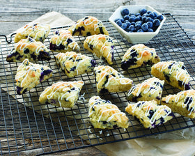 Nordic Ware Procast Mini Scone Pan, 16 cavities ready for individual servings.
