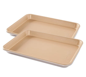 Nordic Ware Naturals Nonstick Quarter Sheet 2-pack exterior highlights durable aluminum pans for even baking.