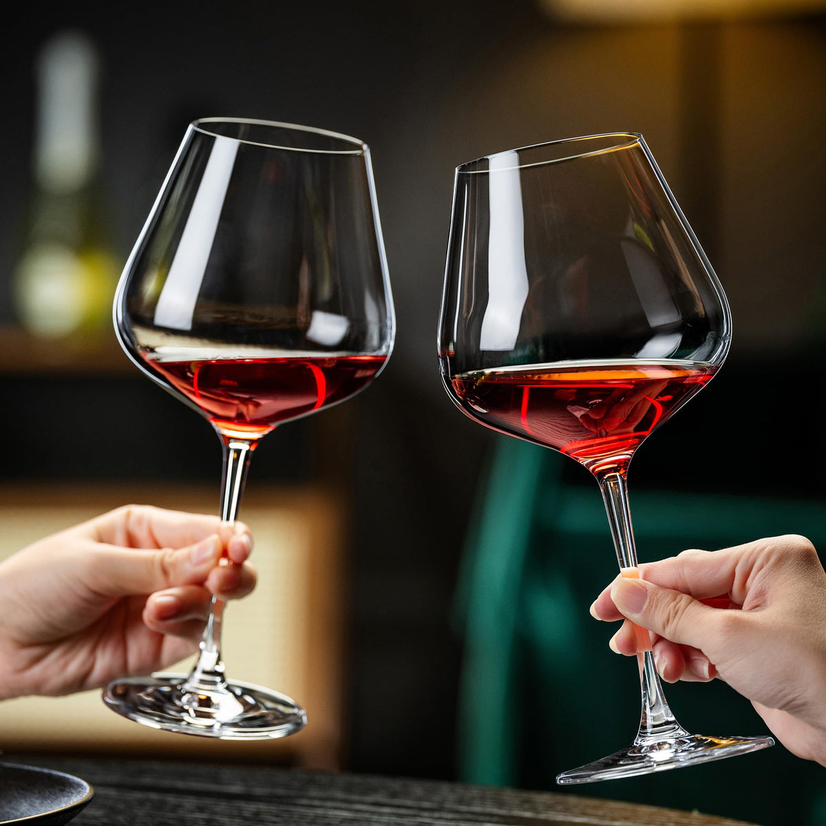 NORIMODA gift-box-wine-glasses ready-to-gift packaging for celebrations.
