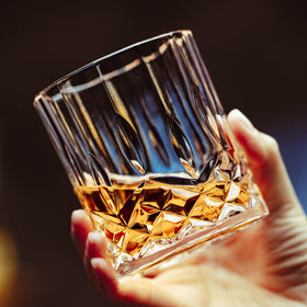 NORIMODA stable center-of-gravity design helps steady pours.