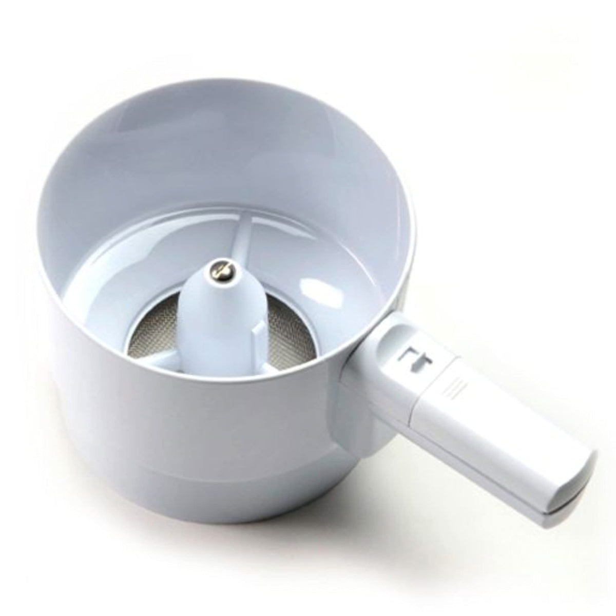 Norpro sifter showing 5 cup capacity for larger batches